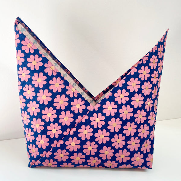 Triangle Bag - Heart Flowers